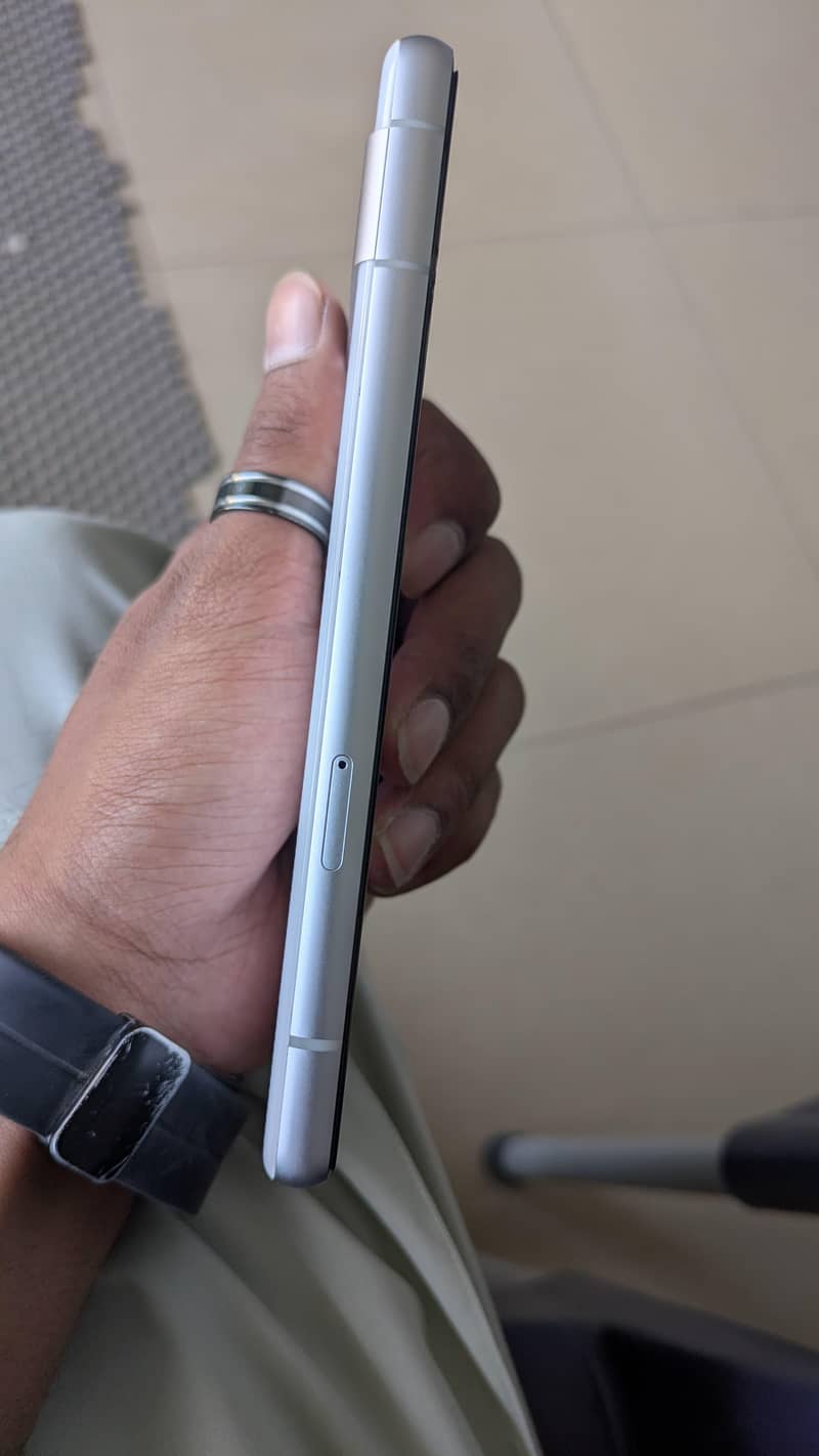 Google Pixel 7a 3