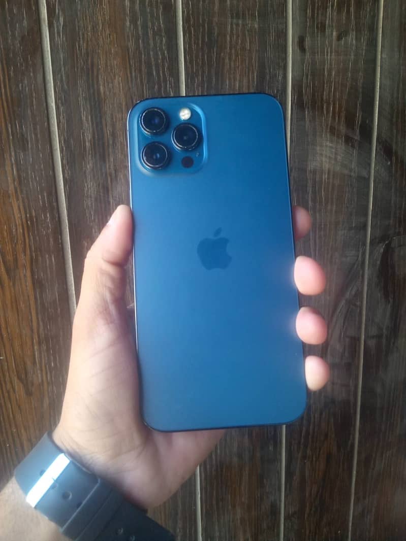 Apple iPhone 12 Pro Max 1