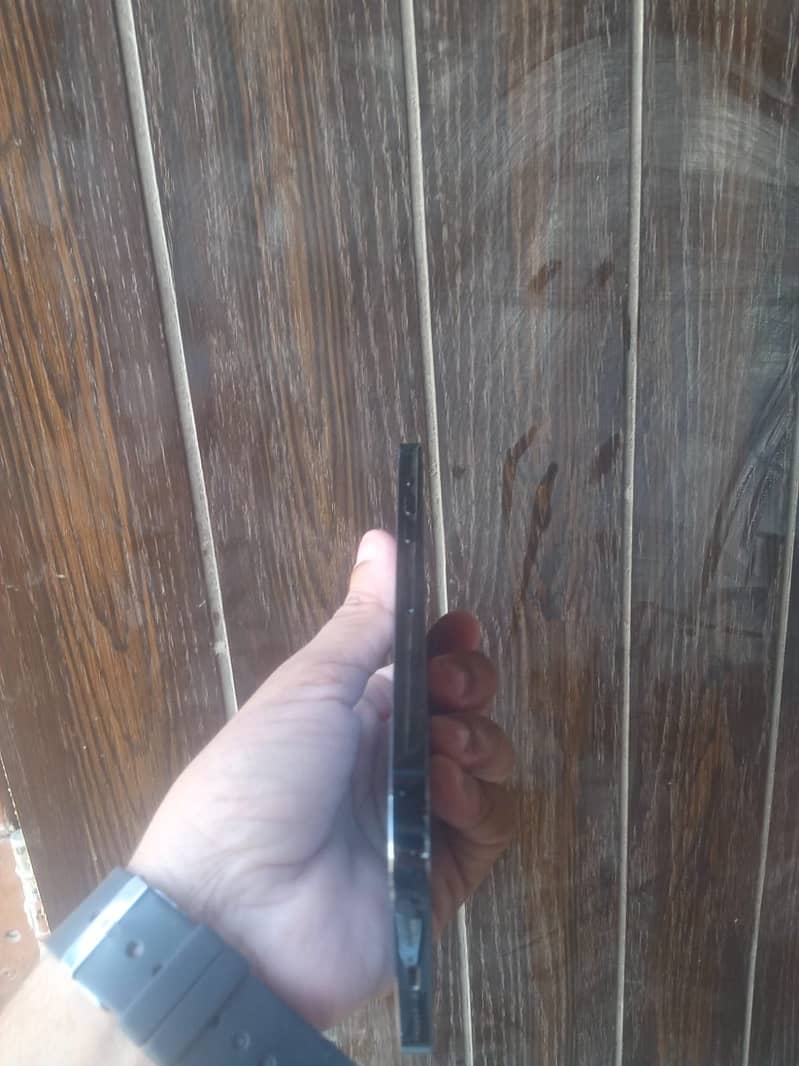 Apple iPhone 12 Pro Max 3