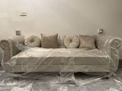 5 seater brand new designer sofa