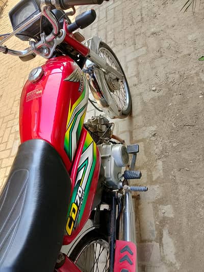 03069679783. whatsapp . New condition total geniun