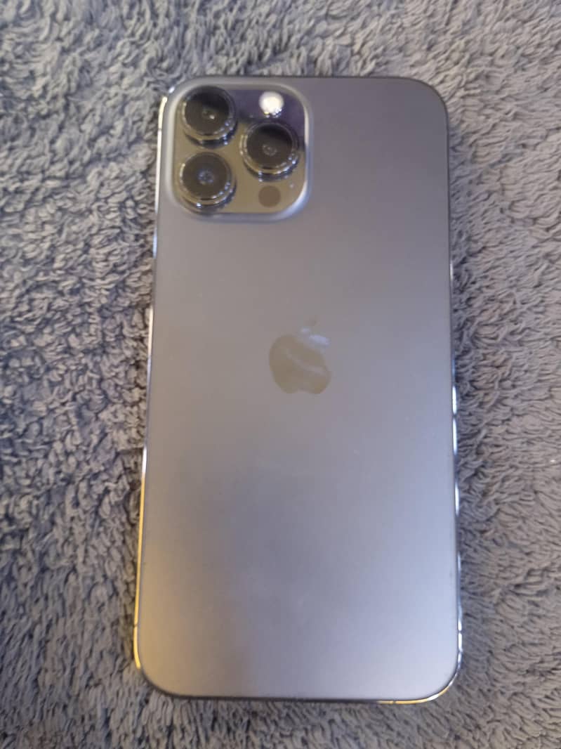 Apple iPhone 13 pro max 0