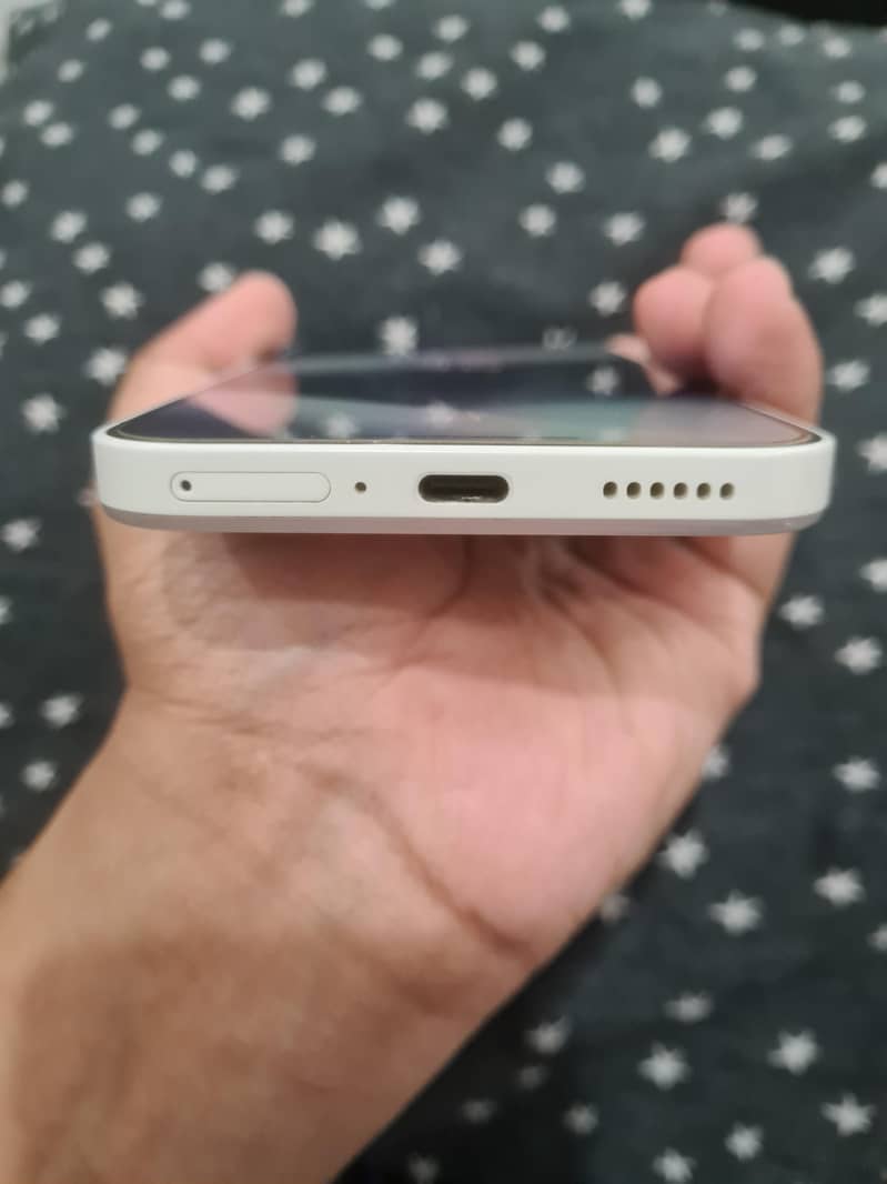 Nothing Phone 2a 4