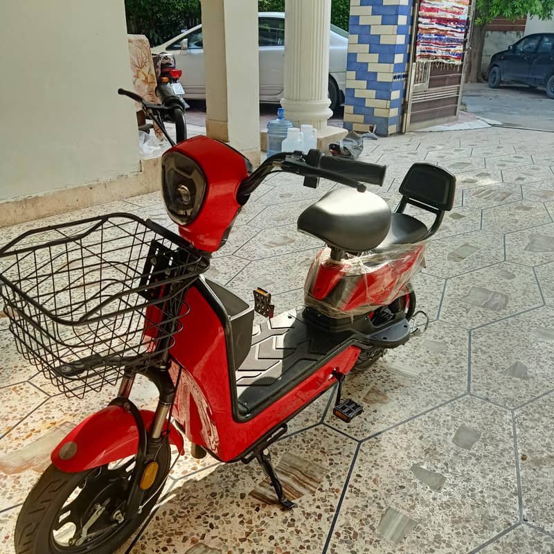 Electric scooty 3