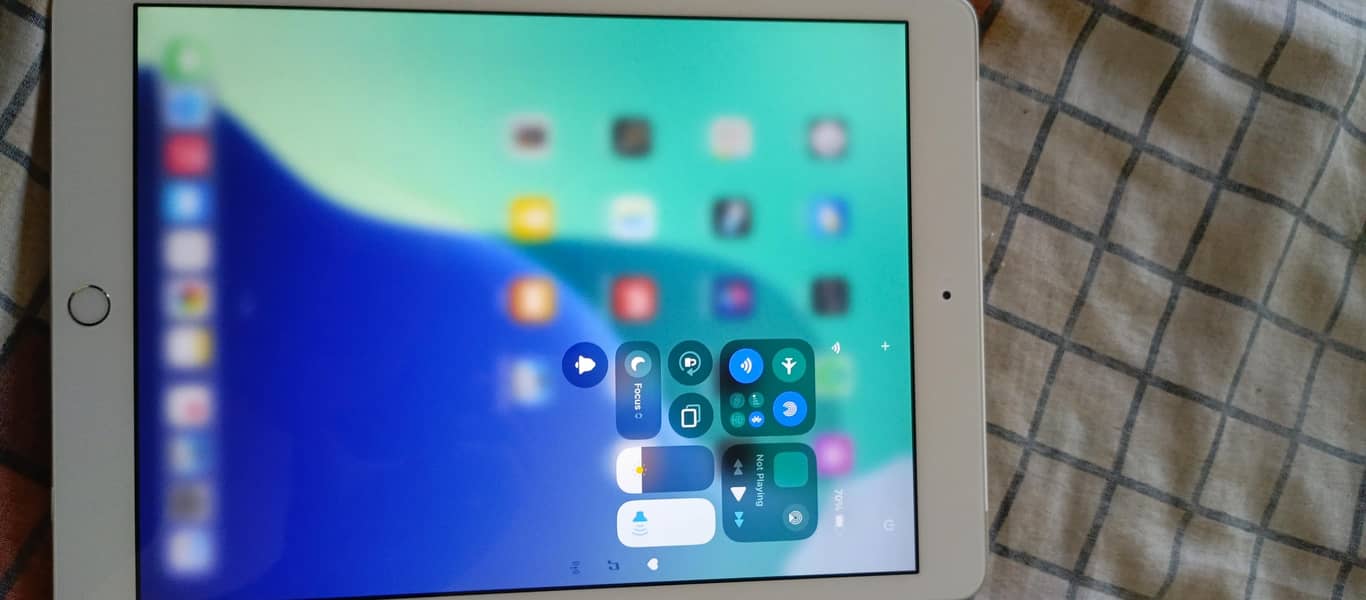 IPAD 7th gen 32GB! 1