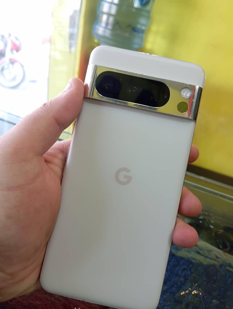 Google Pixel 8 Pro 0