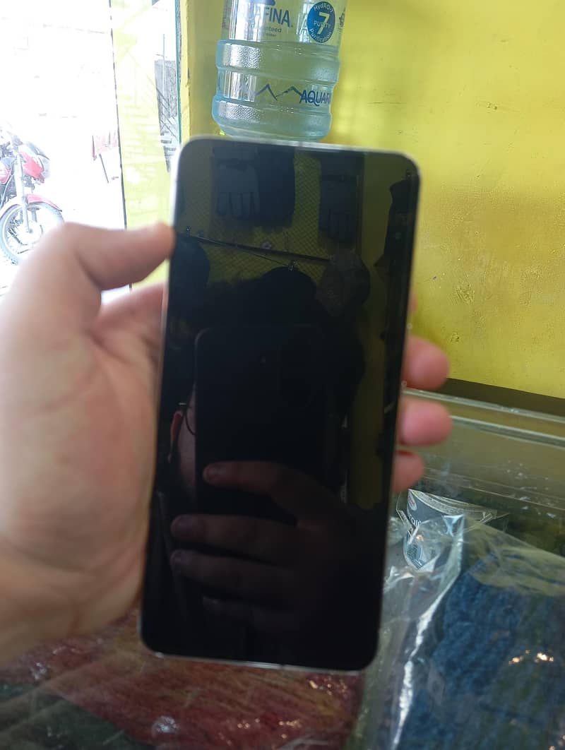 Google Pixel 8 Pro 6