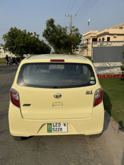 Daihatsu Mira 2013