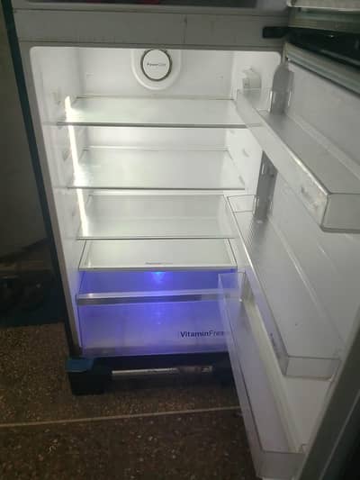 Dawlance Refrigerator for Sale – Good Condition ( ye title hai)