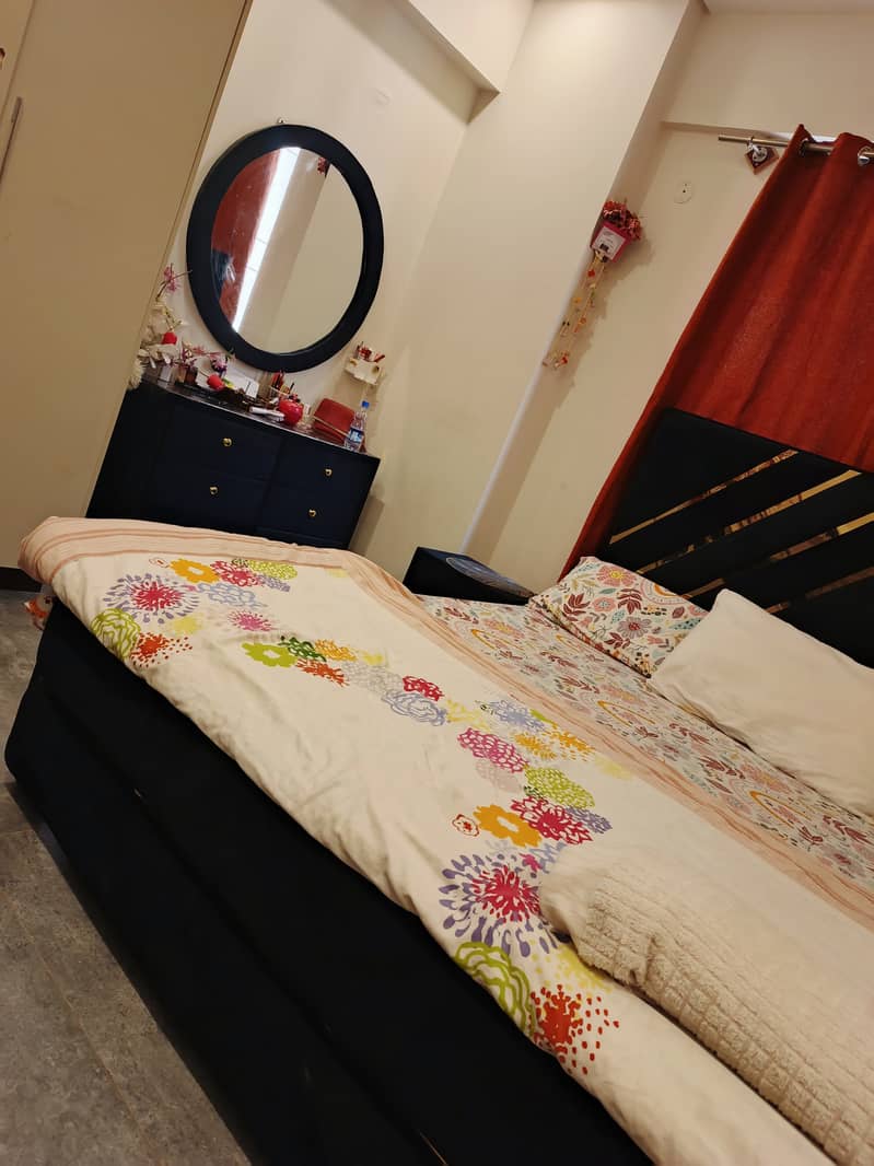 Brand new bed with dressing table mirror 2 Sid table 1