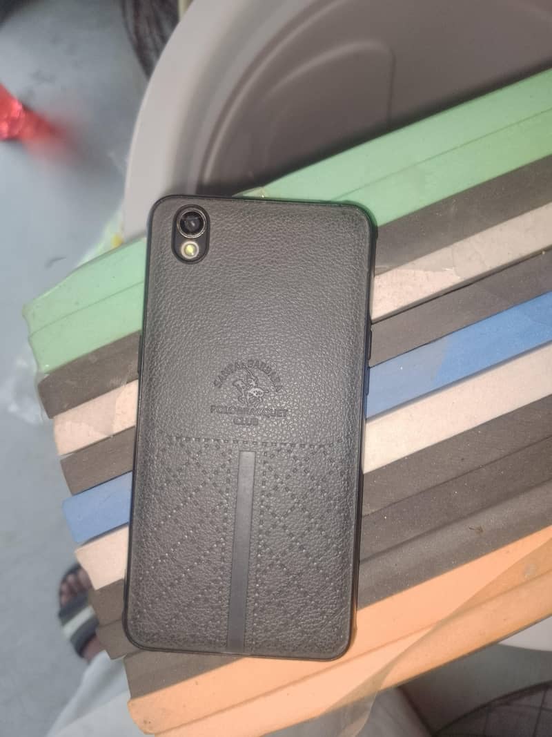 OPPO A37 2