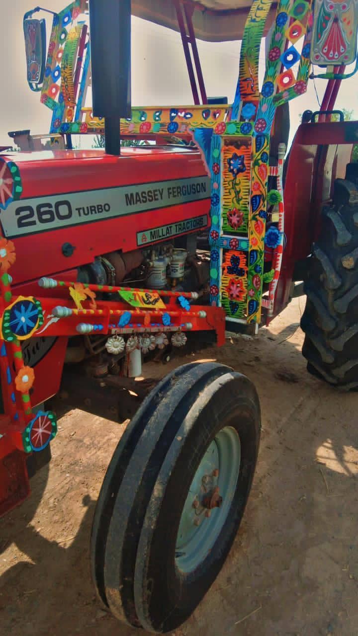 MF 260 5
