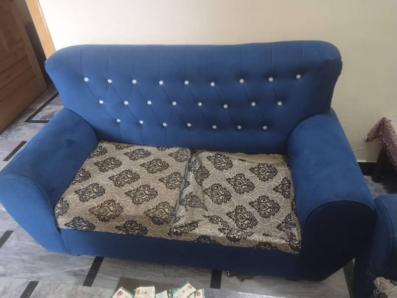 6 SEETER SOFA03026371682 whatsup 2