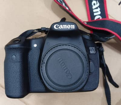 Canon EOS 60D DSLR + Tamron 18–200mm Lens + Canon Bag for Sale