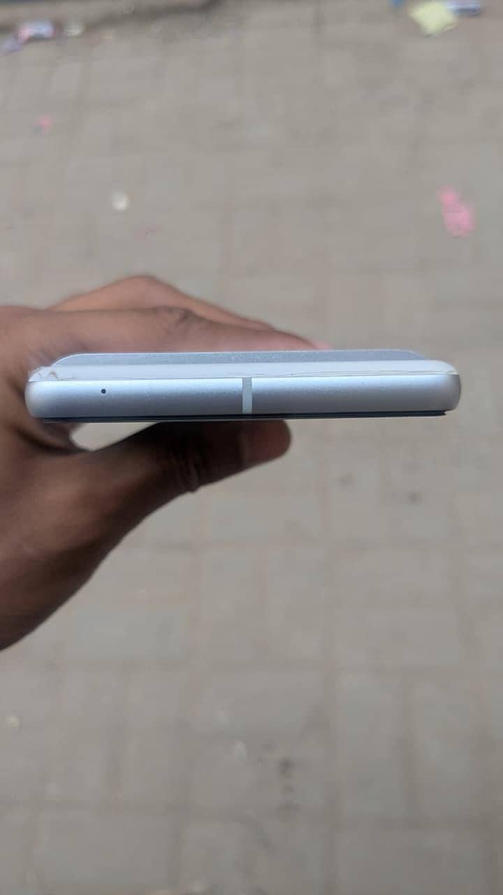 Google Pixel 7 6