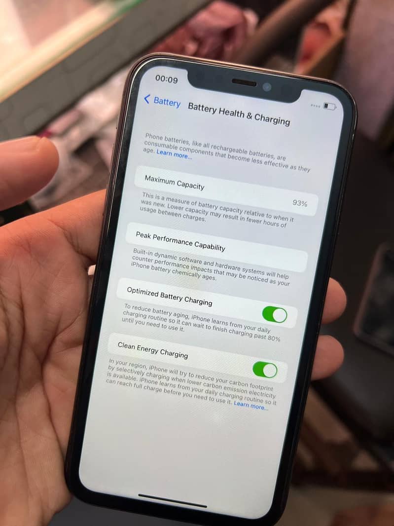 Apple iPhone 11 3
