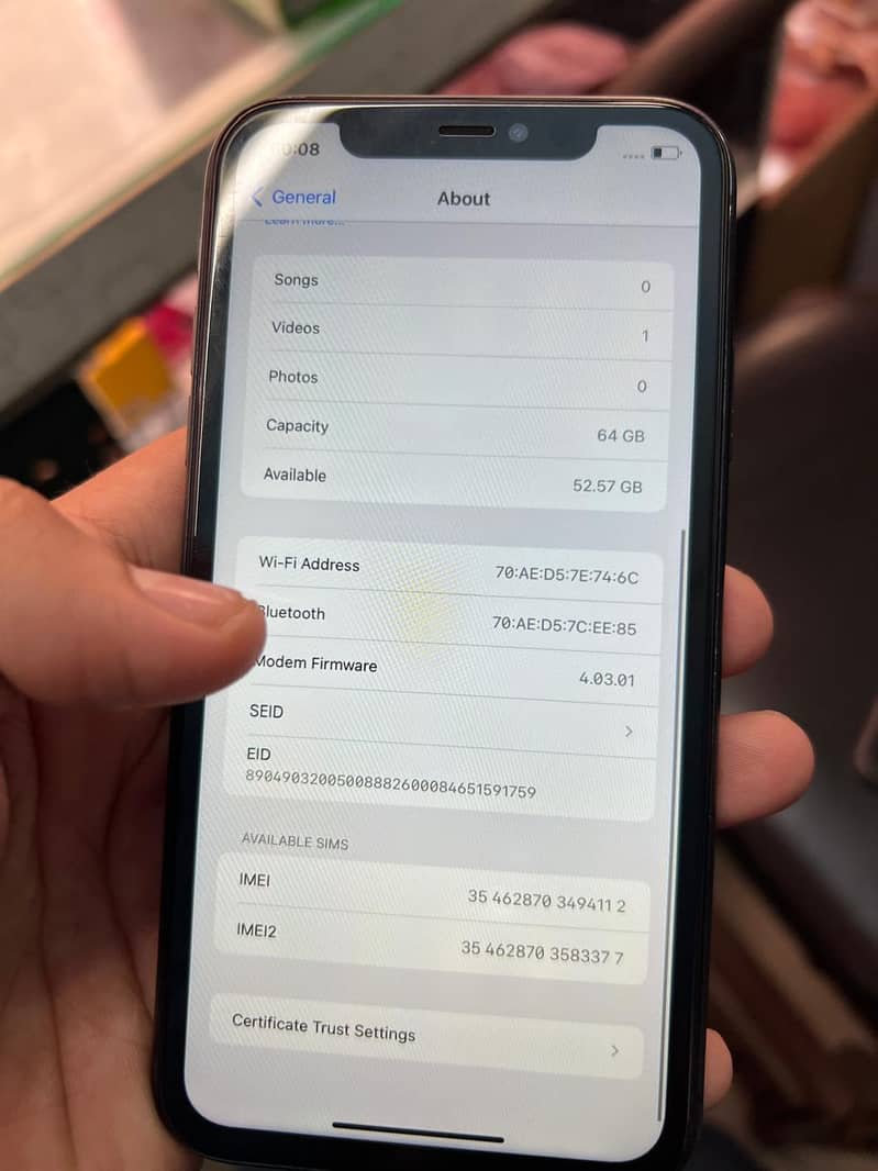 Apple iPhone 11 4