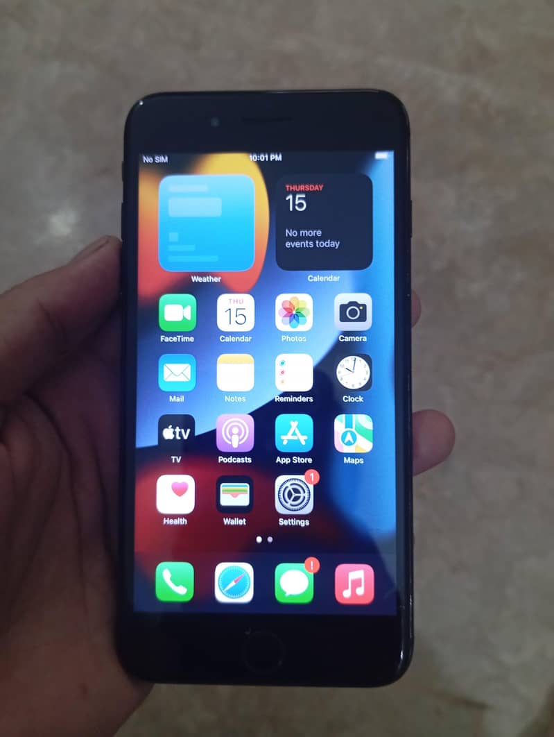 Apple iPhone 7 Plus 0