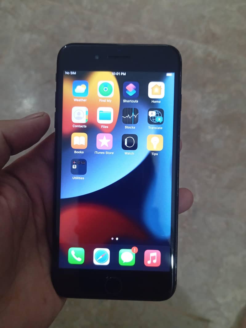 Apple iPhone 7 Plus 1