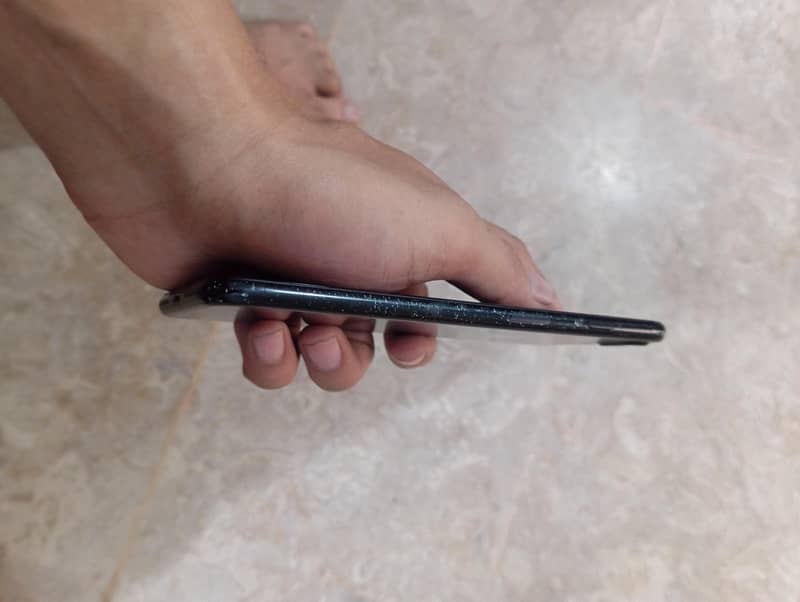 Apple iPhone 7 Plus 5