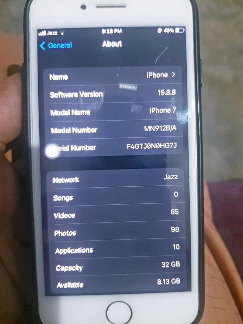 Apple iPhone 7 1