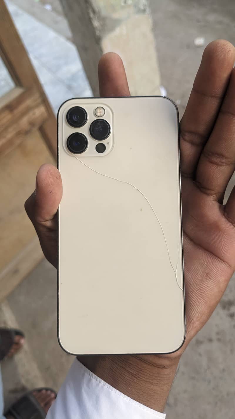 Apple iPhone 12 Pro 2