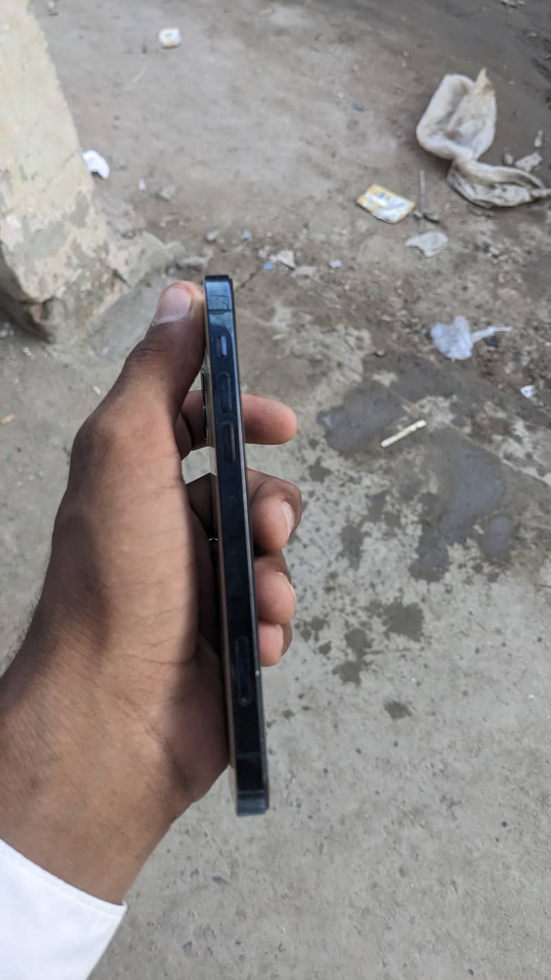 Apple iPhone 12 Pro 5