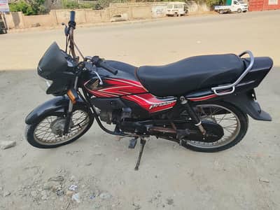 Honda Pridor 100cc 2021 model karachi registered 1st owner bike.