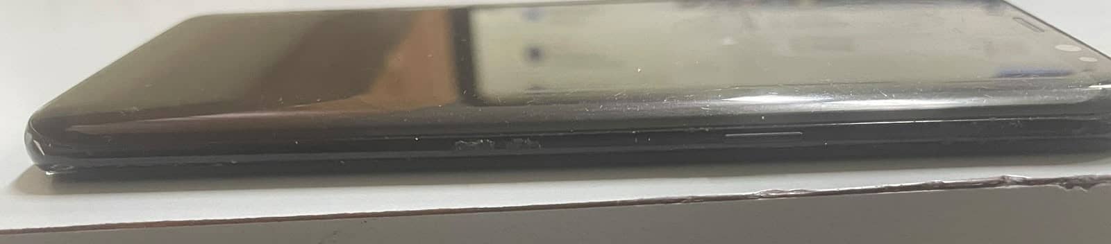 Samsung Mobile S8 4