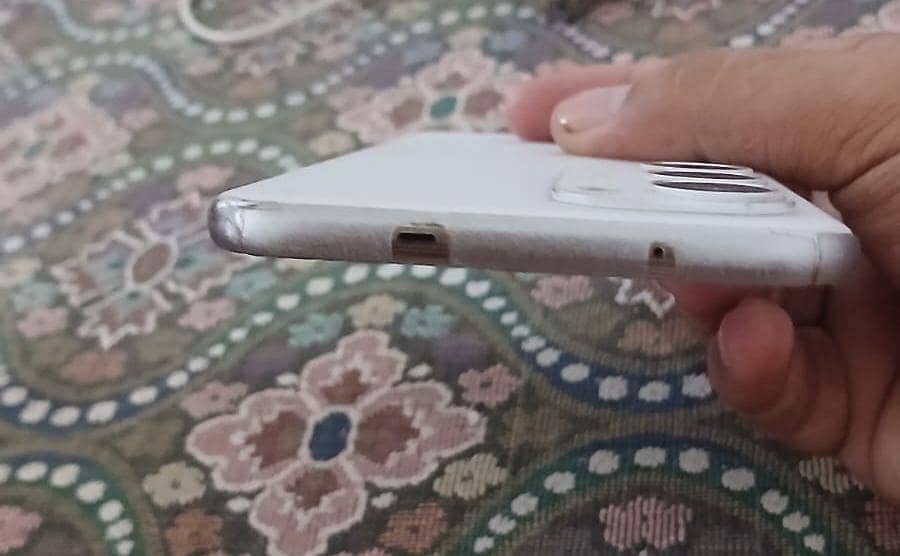 Tecno Spark 40 pro plus 5