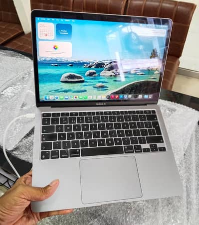 APPLE MACBOOK AIR M1 2020 — BULK STOCK AVAILABLE