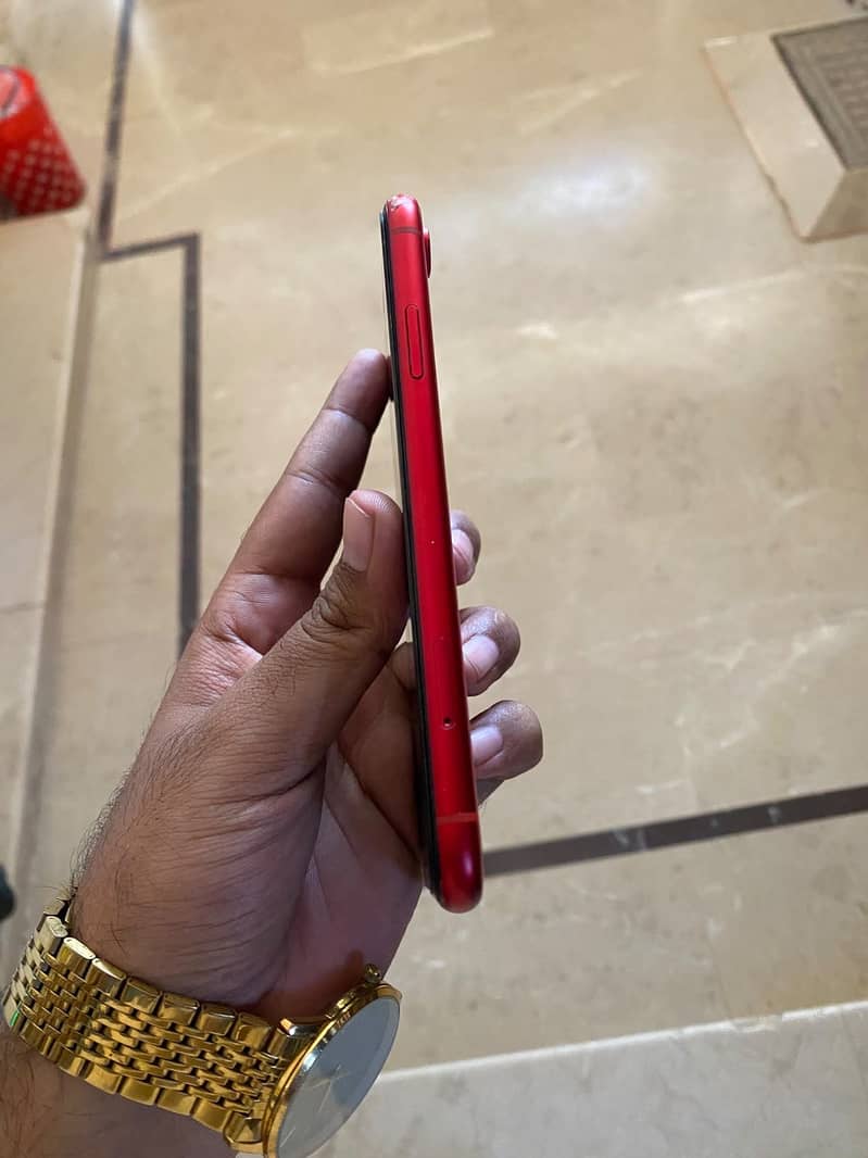 Apple iPhone XR 3