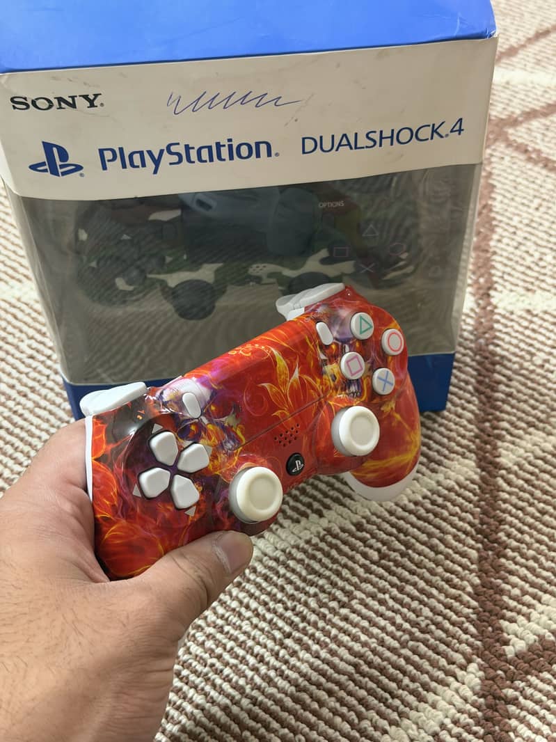 Ps4 2 controller for sale 1