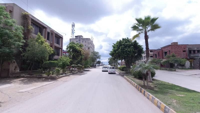 7 Marla Level Plot For Sale 4