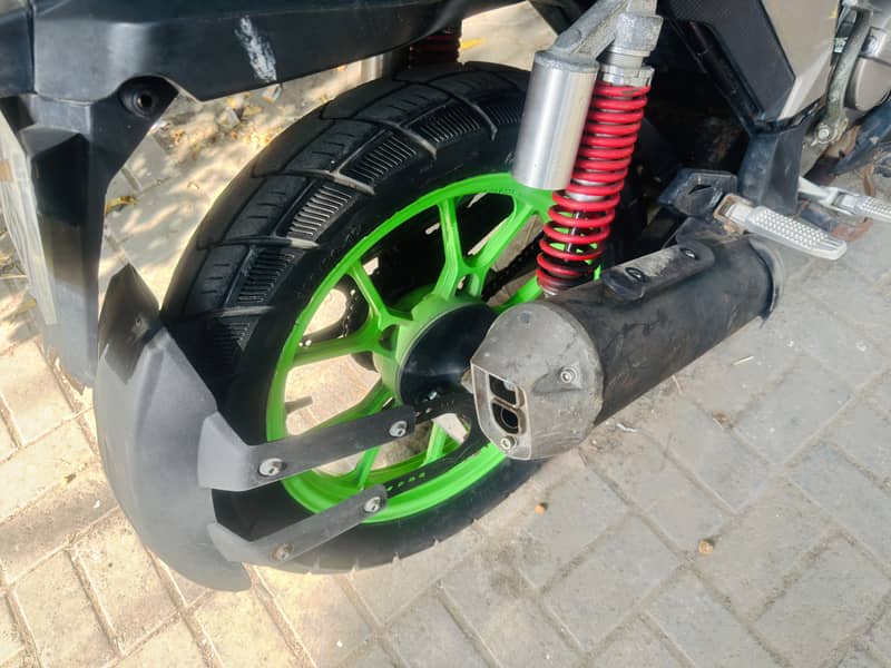 Unique Tornado 150cc 5