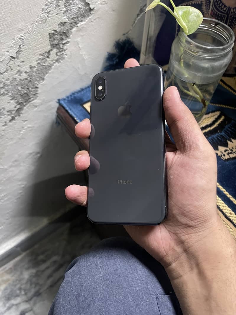 Apple iPhone X 0