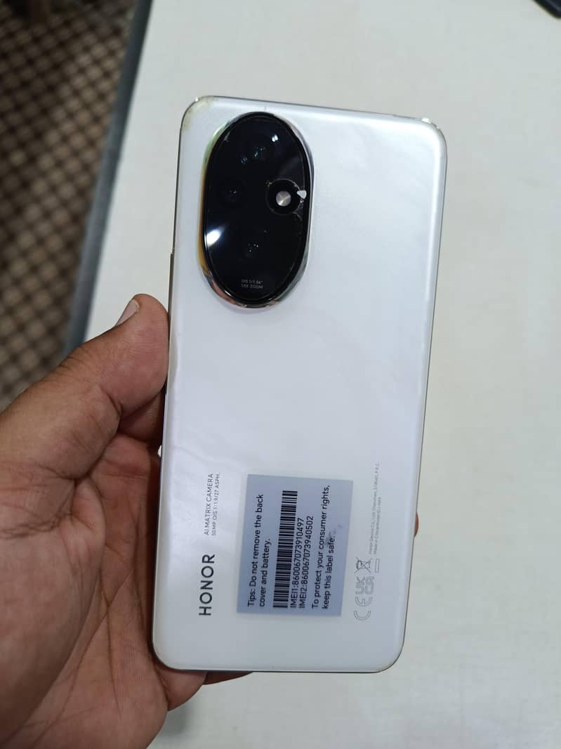 Honor 200 0