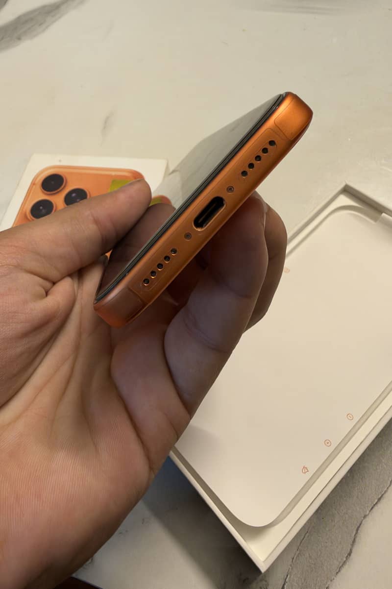 Apple iPhone 17 Pro 1