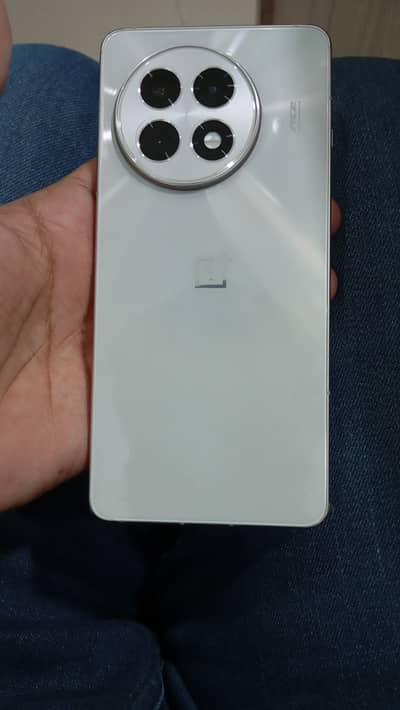 OnePlus Ace 5 (13R Global) 12/256 - Snapdragon 8 Gen 3