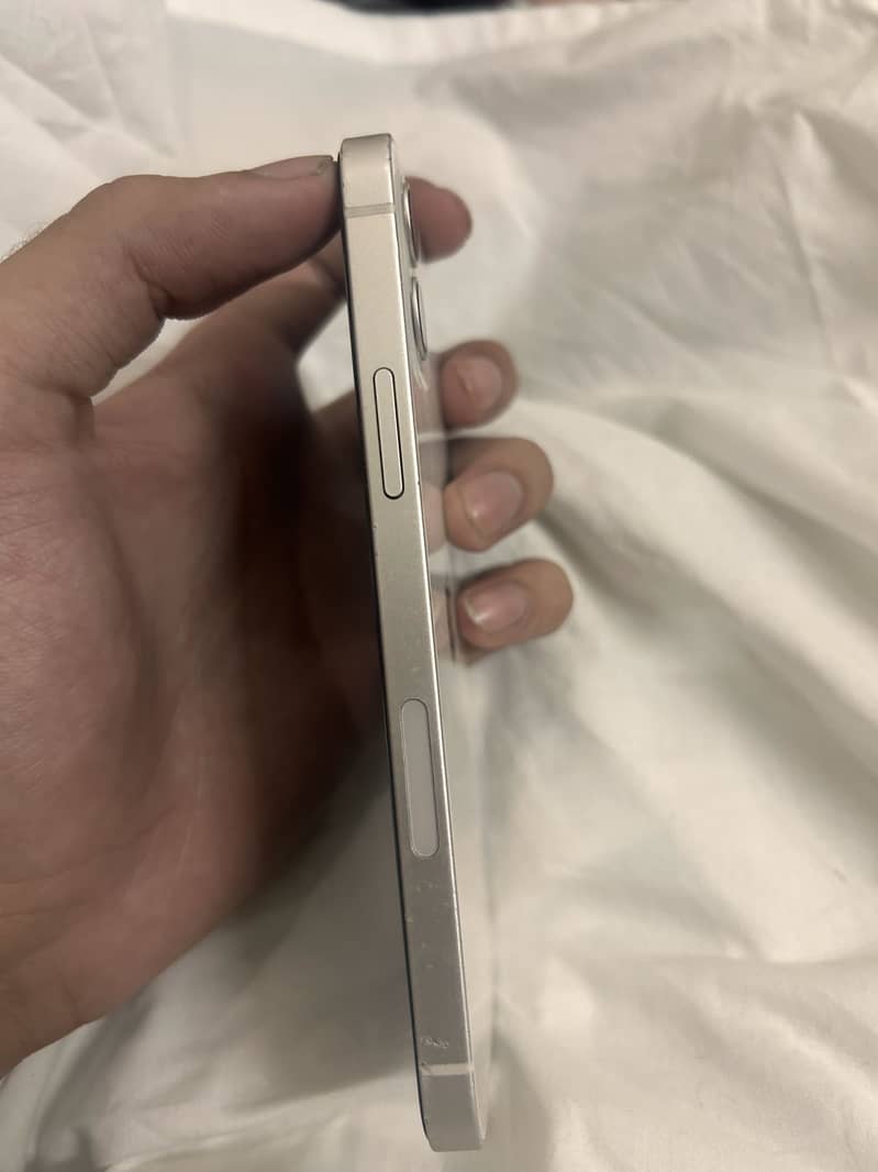 Apple iPhone 12 3