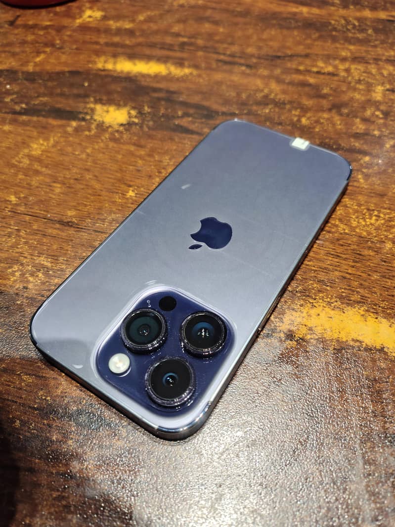 Apple iPhone 14 Pro 0