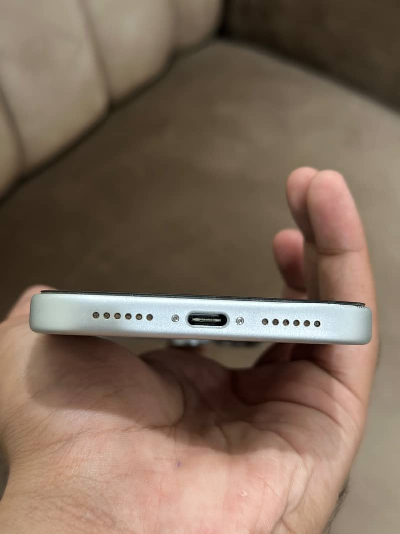 Apple iPhone 17 Pro Max 5