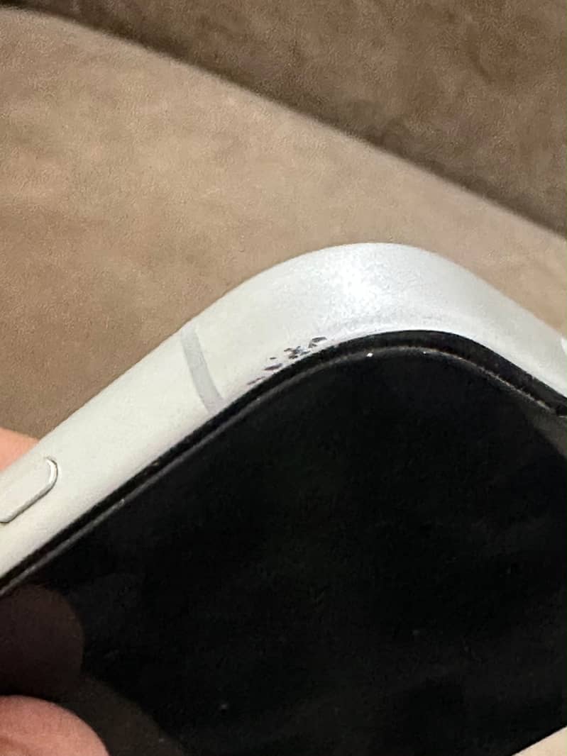 Apple iPhone 17 Pro Max 6