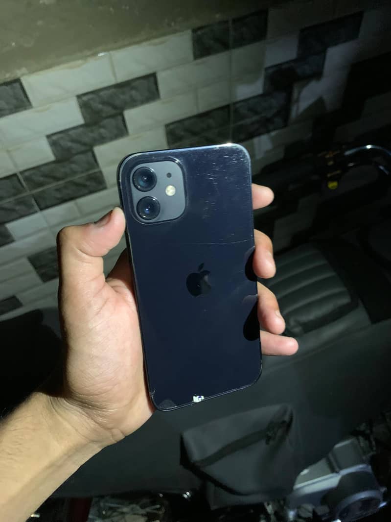 Apple iPhone 12 0
