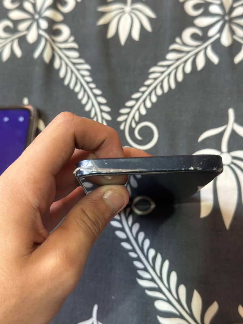Apple iPhone 12 2
