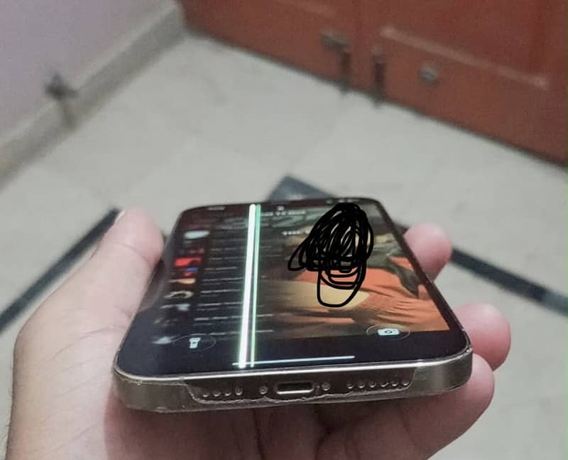 Apple iPhone 12 Pro Max 4