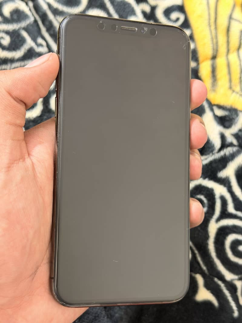 Apple iPhone X 5