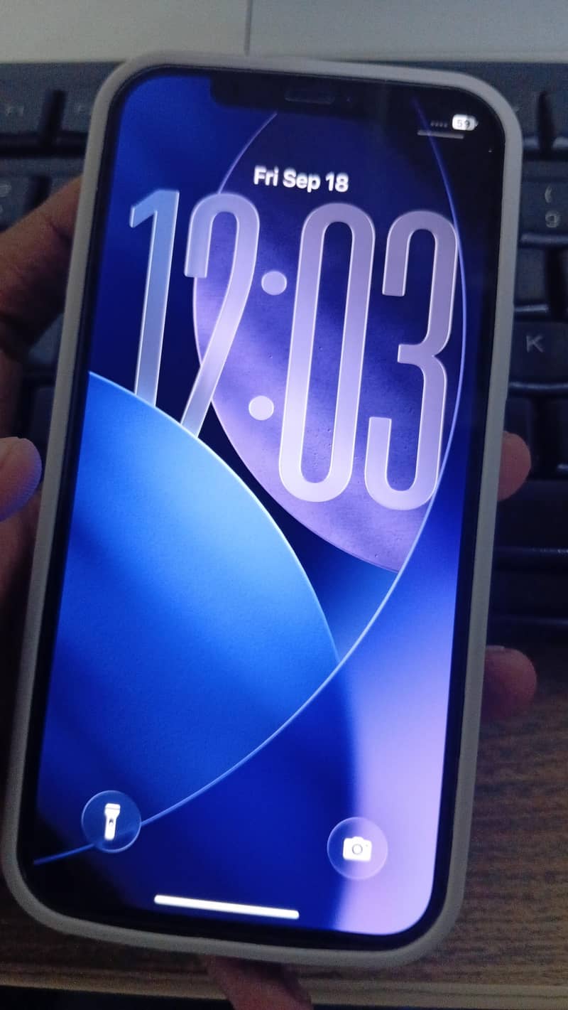 Apple iPhone 12 7
