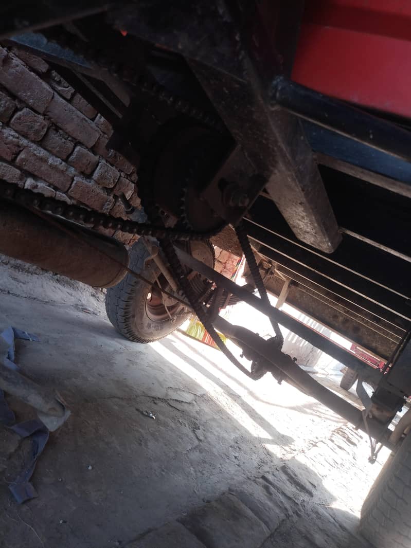 United loading riksha 4
