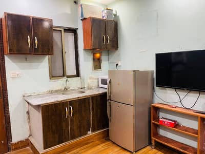FULLY FURNISHED APARTMENT FOR RENT IN JOHAR TOWN NEAR EXPO
